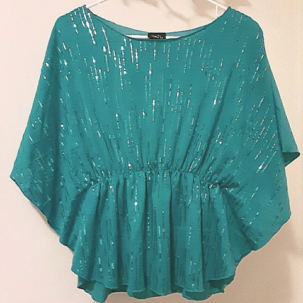 RUE 21 bling crop dress shirt (size medium)